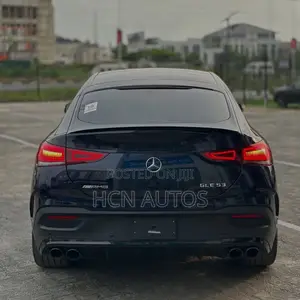 Mercedes-Benz GLE-Class 2021 Blue