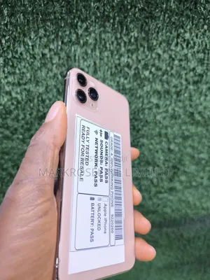 Apple iPhone 11 Pro Max 64 GB Gold