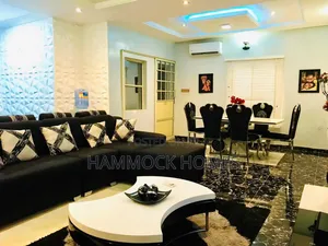 Furnished 3bdrm Duplex in Golden Gate Estate for rent