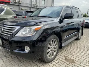 Lexus LX 570 2012 Black