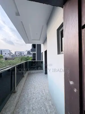 3bdrm Apartment in Kolapo Ishola Gra, Ibadan for rent