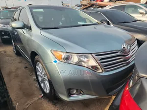 Toyota Venza AWD 2010 Green