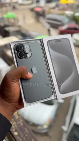 Apple iPhone 15 Pro Max 256 GB