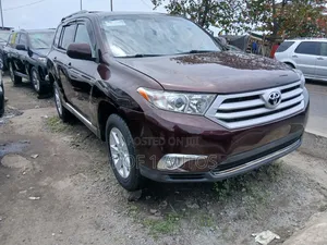 Toyota Highlander Limited 3.5l 4WD 2013 Brown
