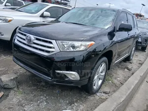Toyota Highlander Limited 3.5l 4WD 2013 Black