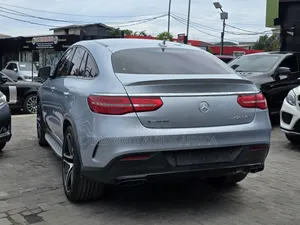 Mercedes-Benz GLE-Class AMG GLE 43 4MATIC 2017 Blue