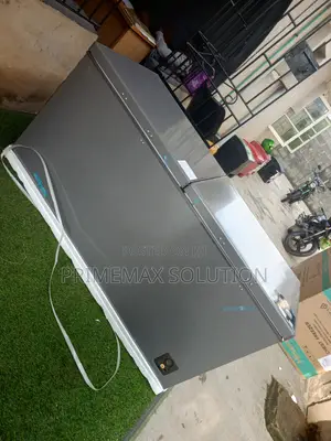 Spacious Efficient Hisense 500l Glass Chest Freezer