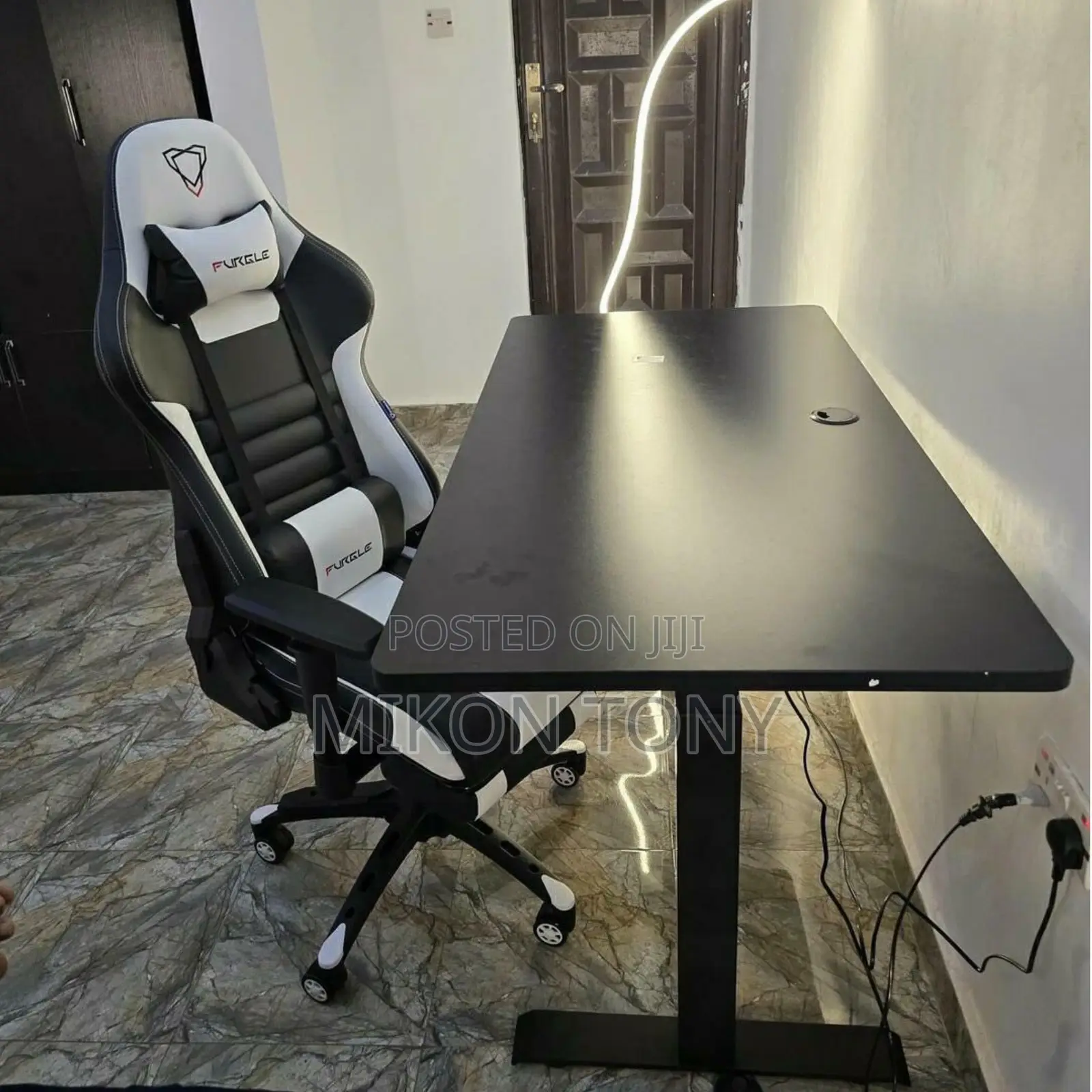 Gaming Chair (Premium Quality)