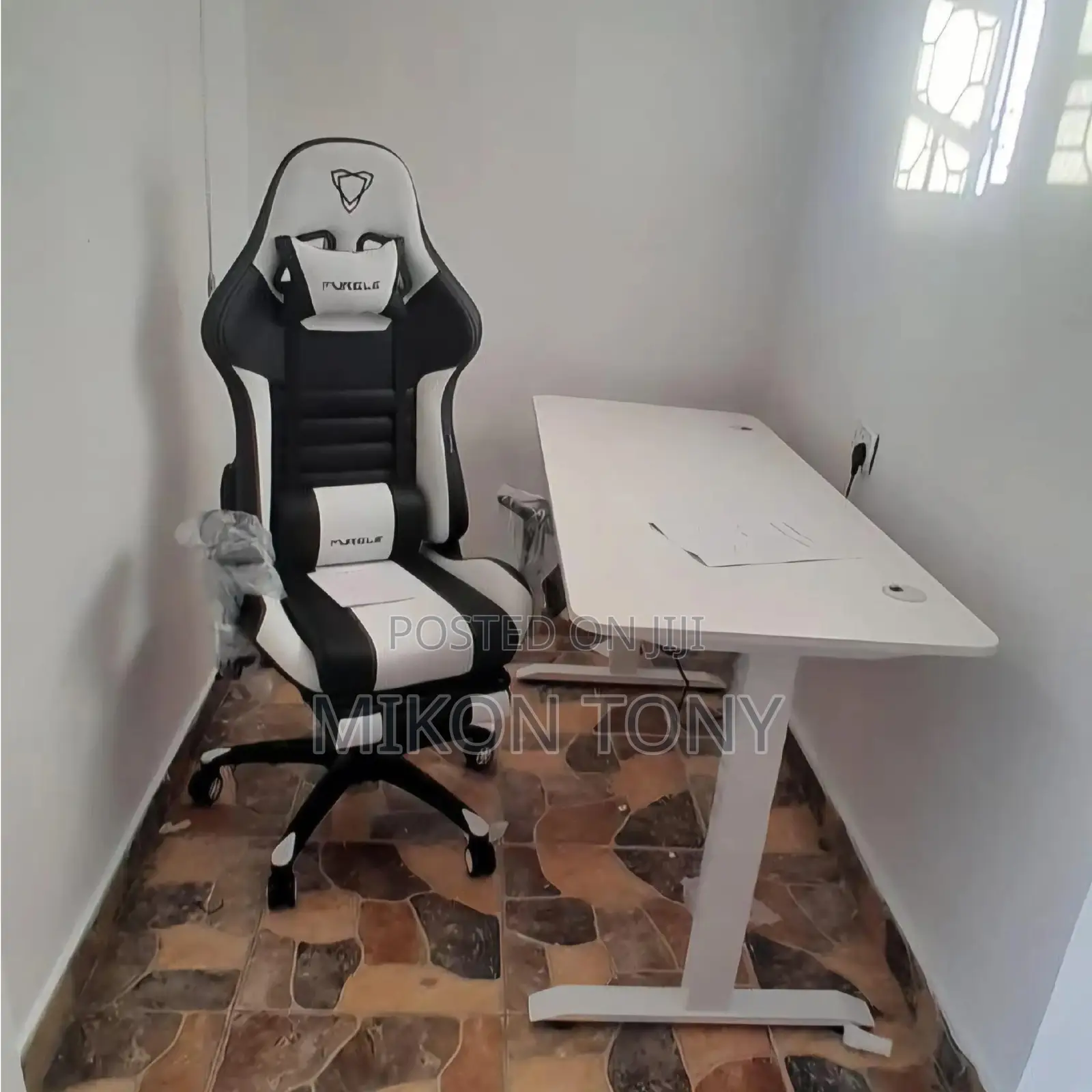 Gaming Chair (Premium Quality)