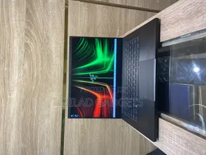 Laptop Razer Blade 16GB AMD Ryzen 9 SSD 1T