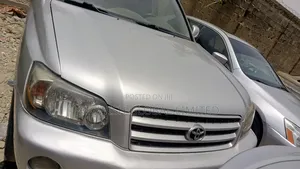 Toyota Highlander 4x4 2005 Silver