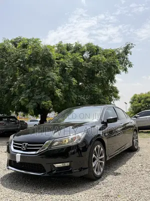 Honda Accord Sport 4dr Sedan FWD (2.4L 4cyl 2A) 2013 Black
