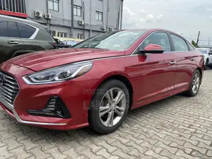 Hyundai Sonata 2018 Red