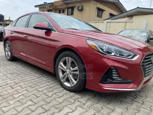 Hyundai Sonata 2018 Red