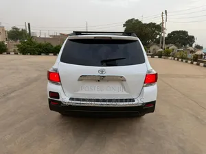 Toyota Highlander Limited 2008 White