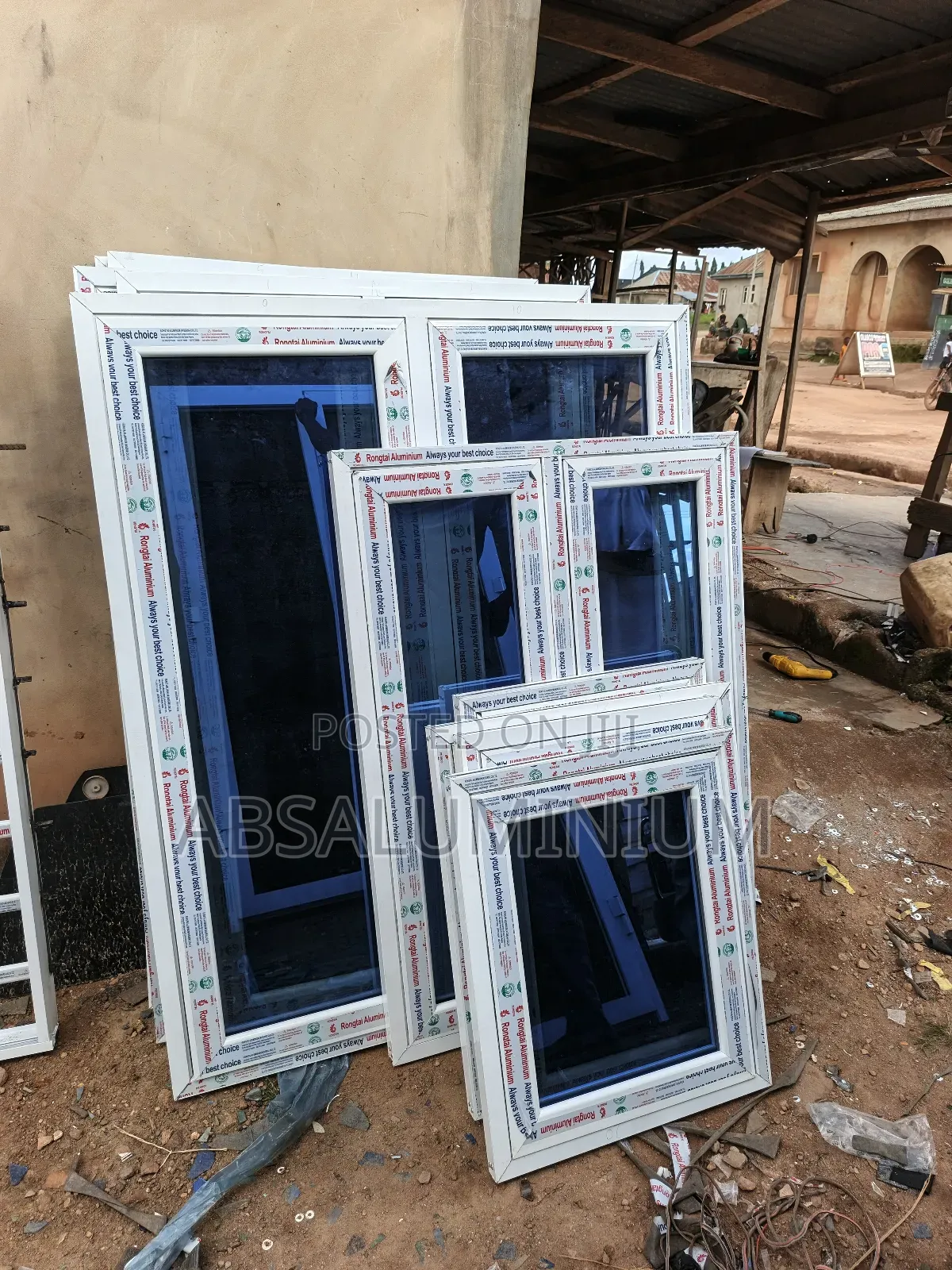 Aluminium Casement Window With Net Only