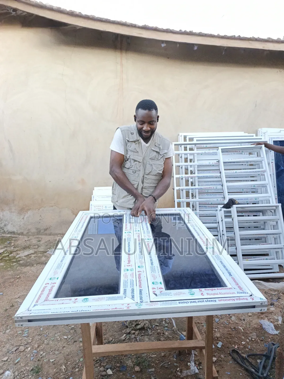 Aluminium Casement Window With Net Only