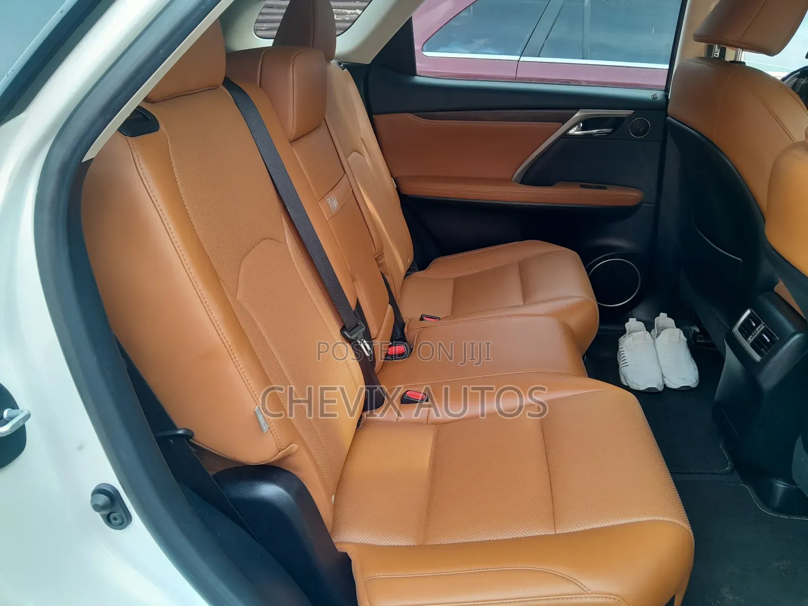 Lexus RX 350L 4WD 2021 White