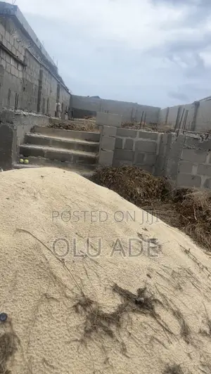 Complete 30/120 Land With Foundation