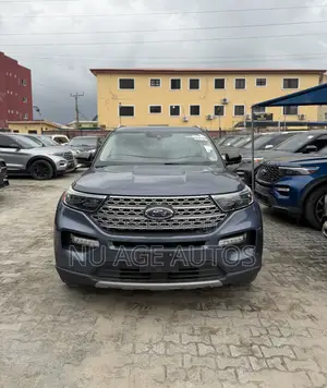 Ford Explorer Limited 2021 Blue