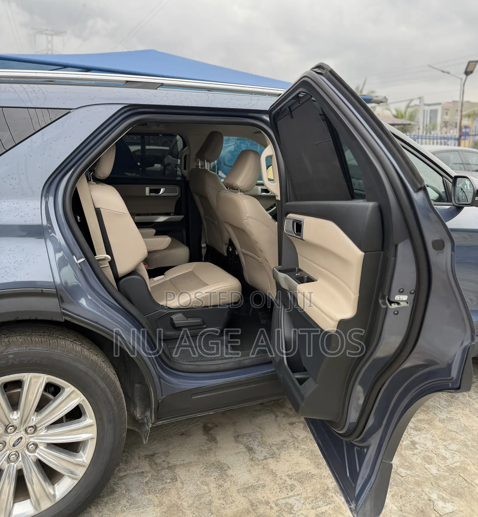 Ford Explorer Limited 2021 Blue
