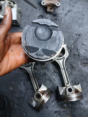 Piston and Rings With Connecting Rods for Ford Escape 2.0