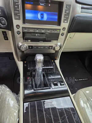 Lexus GX 460 2021 Gold