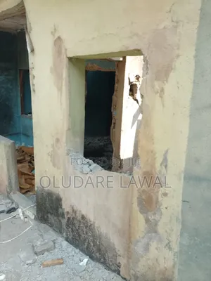 6bdrm House in Abanikanda, Ifako-Ijaiye for sale