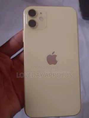 Apple iPhone 11 64 GB Gold