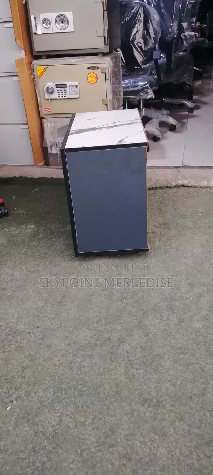 2 Door Cabinet /Locker