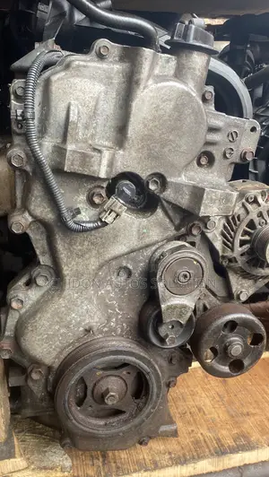 Nissan Tiida Engine