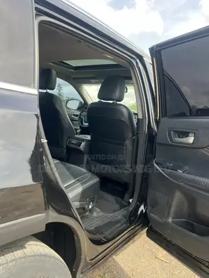 Toyota Highlander XLE 4dr SUV AWD (3.5L 6cyl 6A) 2015 Black