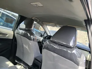 Toyota Corolla LE 2022 Silver