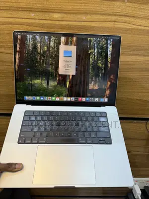 Apple MacBook Pro 2023 M3 Pro 16-inch 18GB Apple M3 Pro SSD 512GB