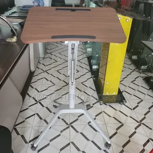 Adjustable Pulpit Stand
