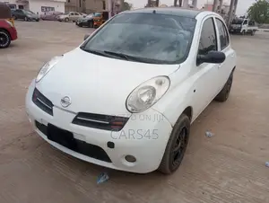 Nissan Micra 2002 White