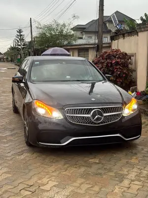 Mercedes-Benz E200 2015 Black