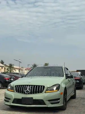 Mercedes-Benz C300 2013 Teal