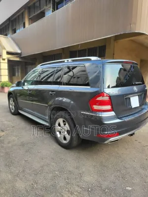 Mercedes-Benz GL-Class GL 450 2010 Blue