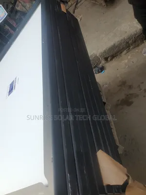 550w Solar Panels All Black