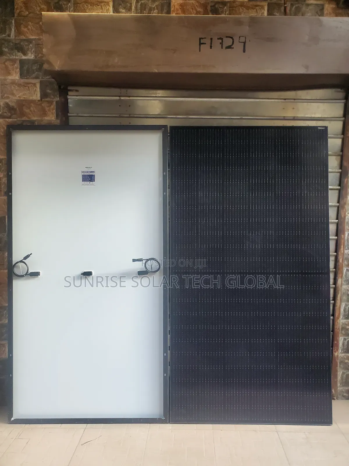 550w Solar Panels All Black