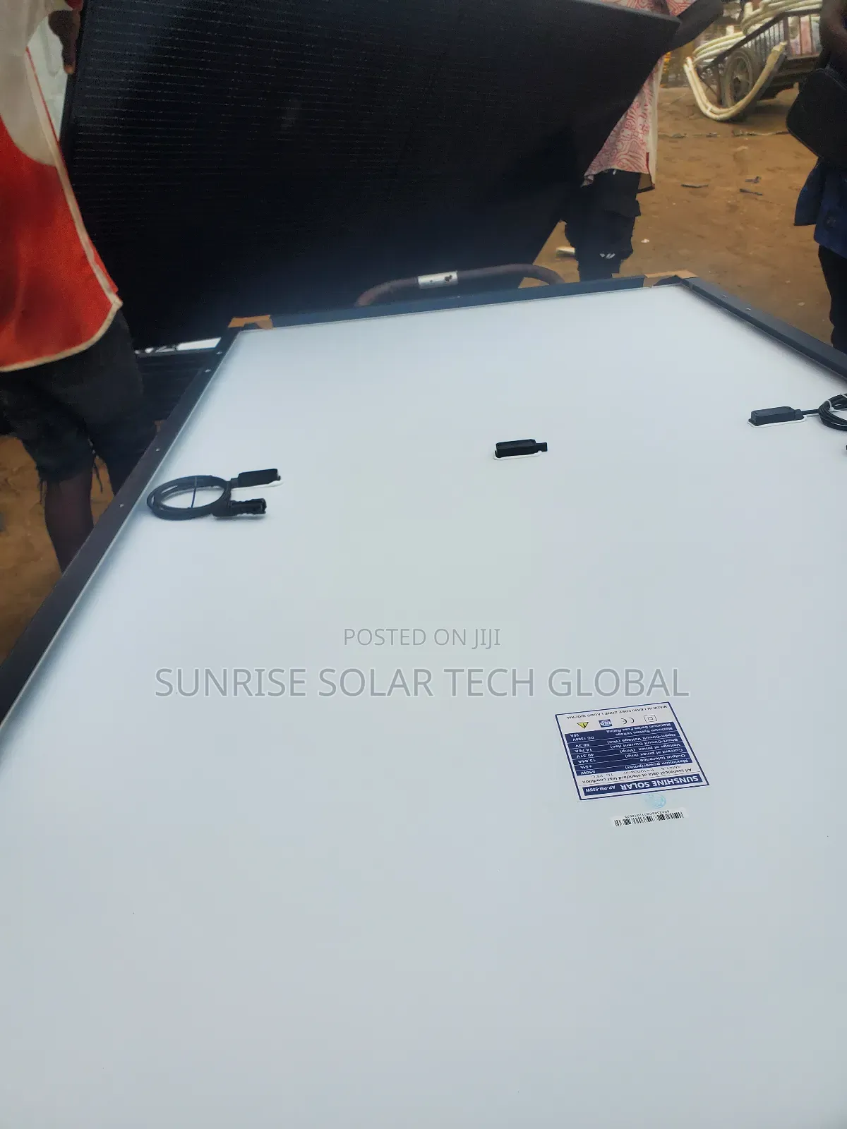 550w Solar Panels All Black