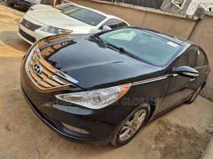 Hyundai Sonata Limited Sedan FWD (2.4L 4cyl 6A) 2013 Black
