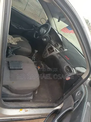 Ford Focus 2002 Silver
