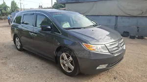 Honda Odyssey Touring 2013 Gray