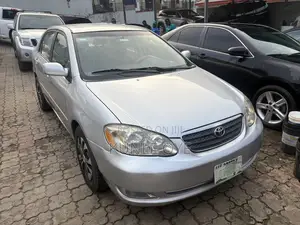 Toyota Corolla LE 2005 Silver