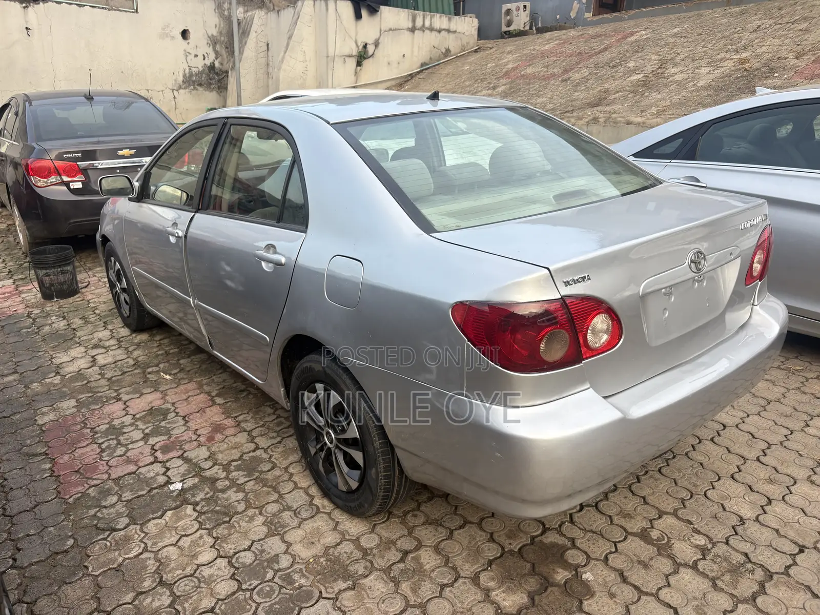 Toyota Corolla LE 2005 Silver