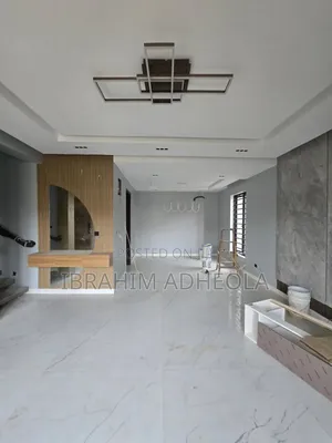 5bdrm Duplex in Opebi for sale