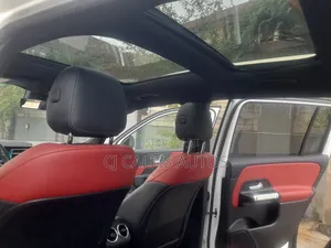 Mercedes-Benz GLB-Class GLB 250 4MATIC 2020 White