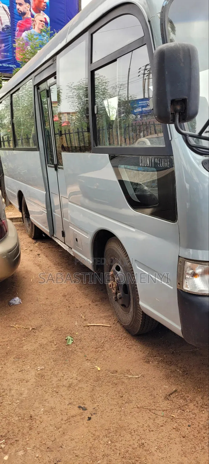 Hyundai County 2000 Brown